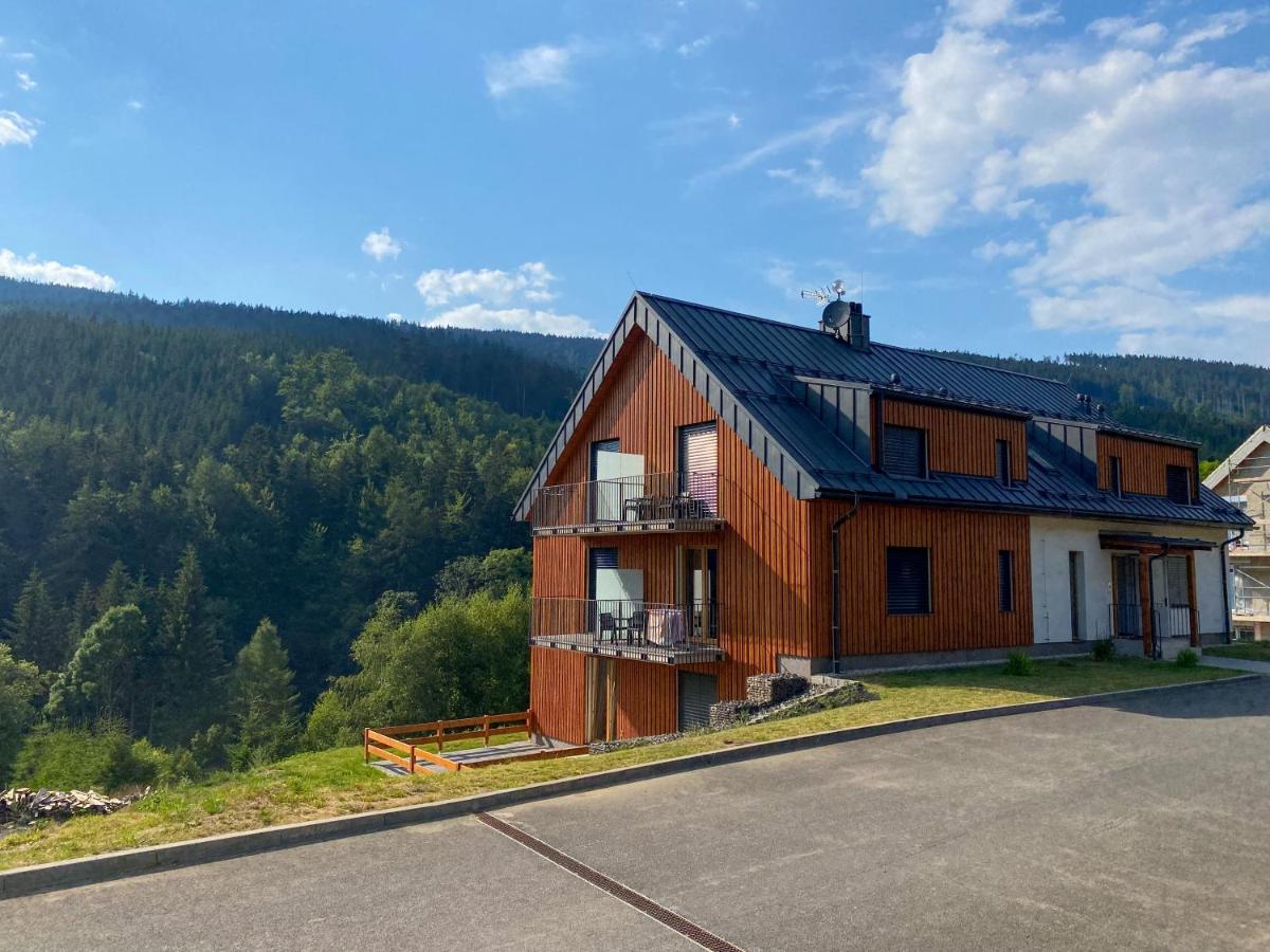 Apartman Luel Dolni Morava Bagian luar foto