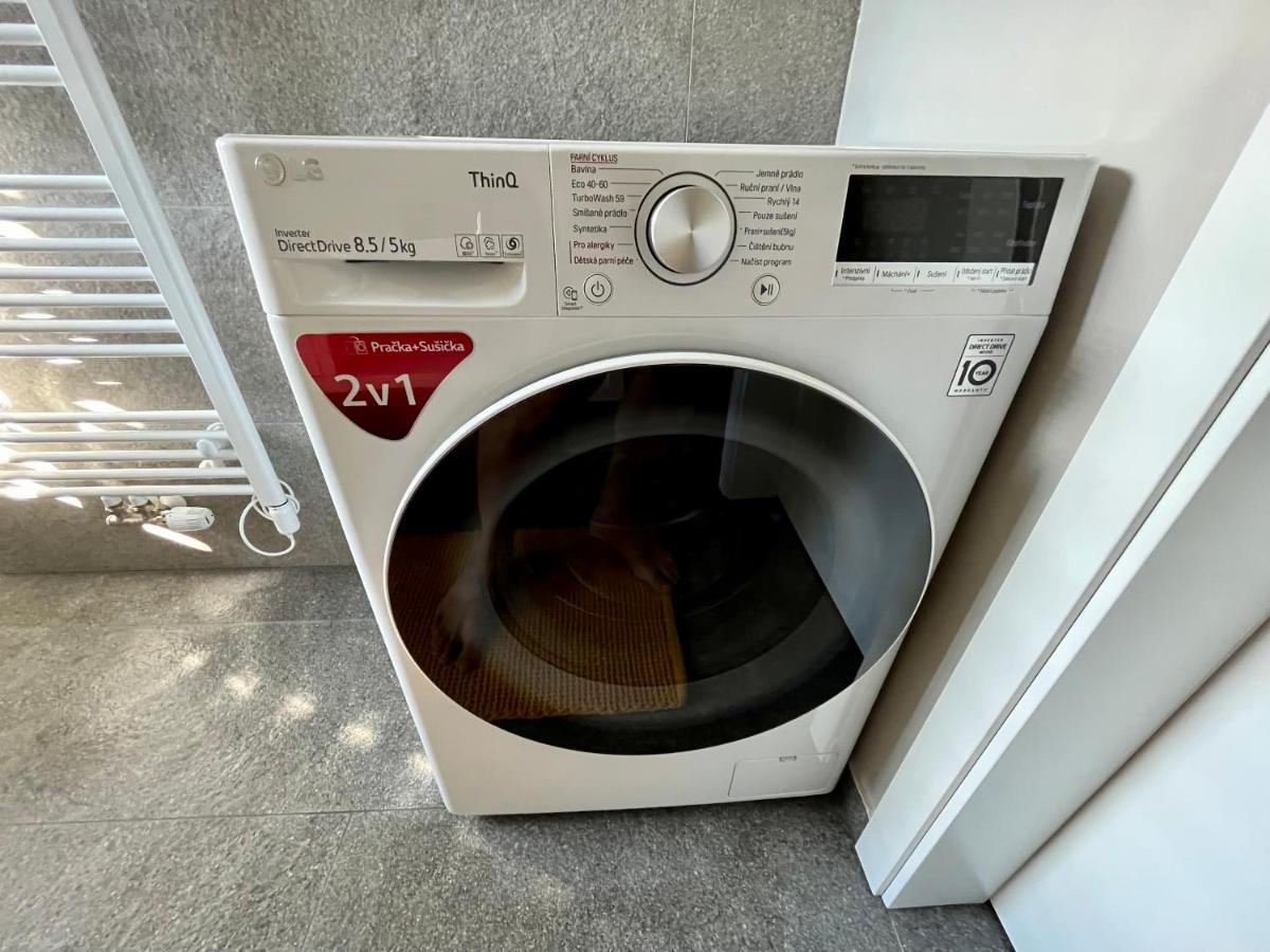 Apartman Luel Dolni Morava Bagian luar foto