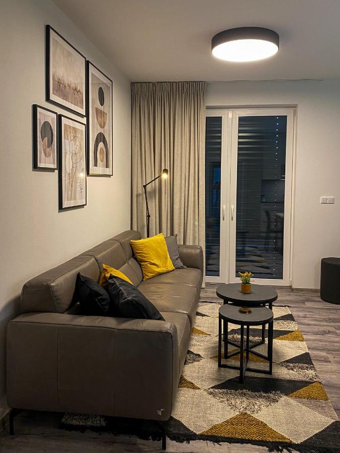 Apartman Luel Dolni Morava Bagian luar foto